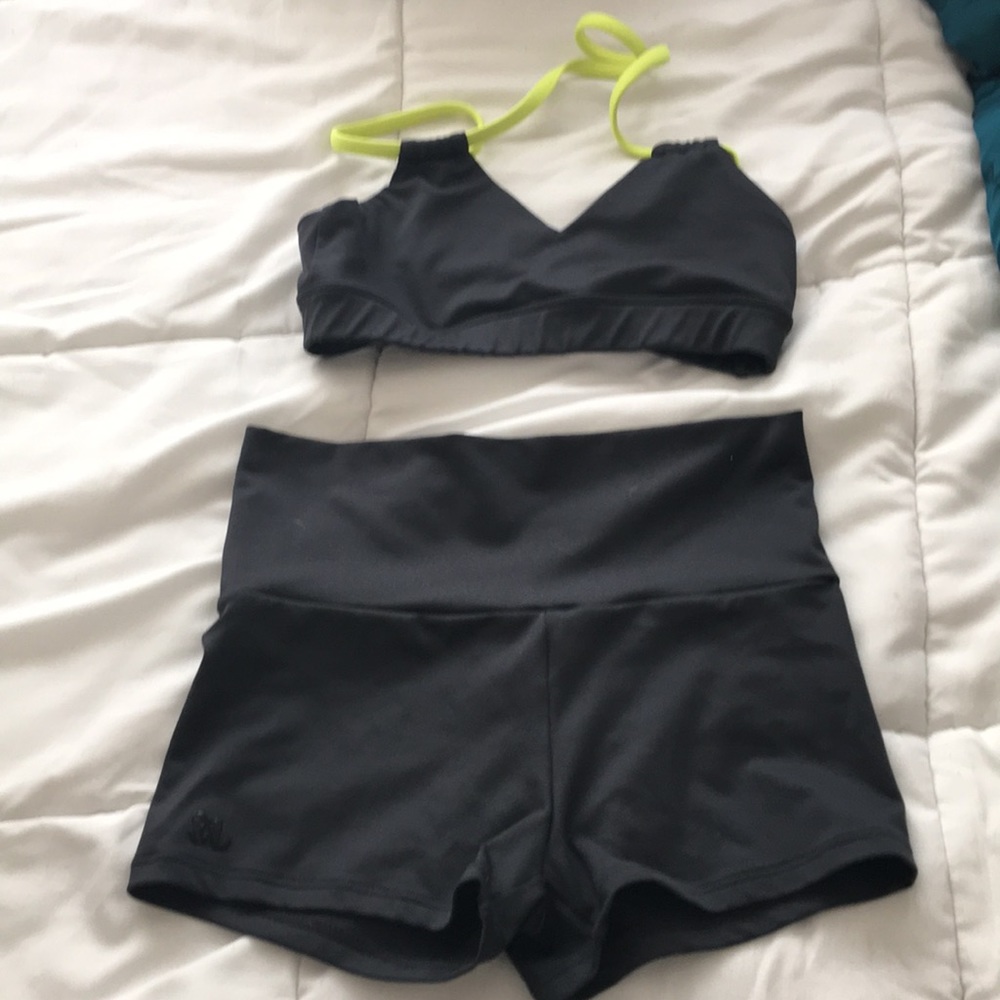 Super cute dance outfit
